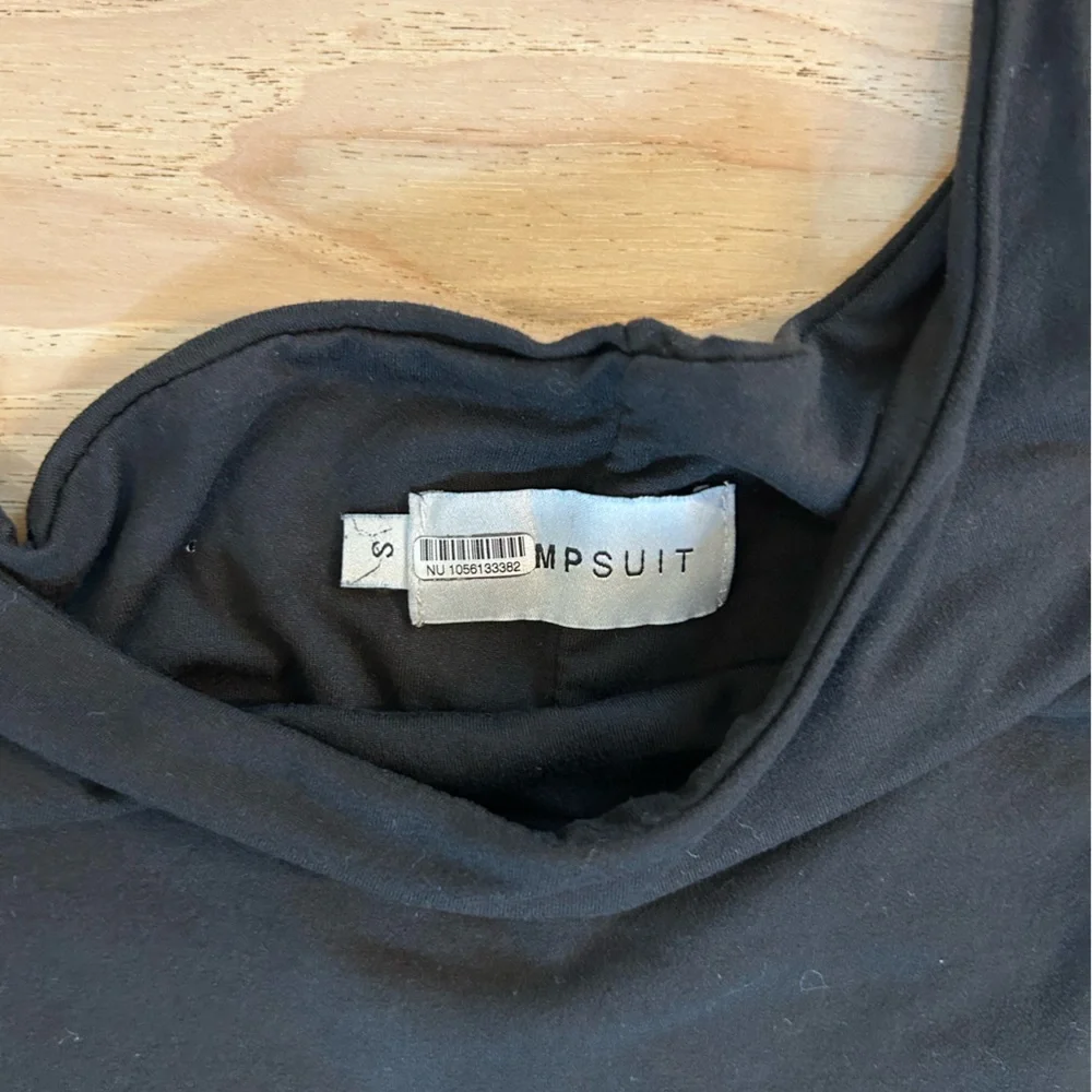 Black one shoulder jumpsuit size small - Picture 3 of 3